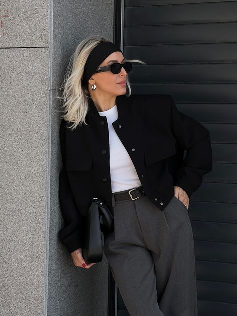 Street style New York City Work Outfit, City Exploring Outfit, Adrette Outfits, Corporate Outfits, Elegante Casual, Looks Street Style, Stylish Work Outfits, A Goddess, Interview Outfit