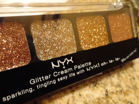 Glitter Eyeshadow | megntor | Flickr Glitter Carnaval, Nyx Glitter, Nyx Makeup, Glitter Eyes, I Love Makeup, Glitter Eyeshadow, Makeup Goals, Nyx Cosmetics, Makeup Brands