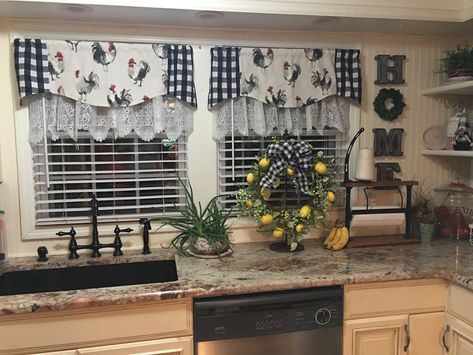 Curtain Valance Ideas, Valences For Windows, French Country Curtains, Valances For Windows, Country Kitchen Curtains, Farmhouse Valance, Farmhouse Kitchen Curtains, Kitchen Window Valances, Cottage Curtains