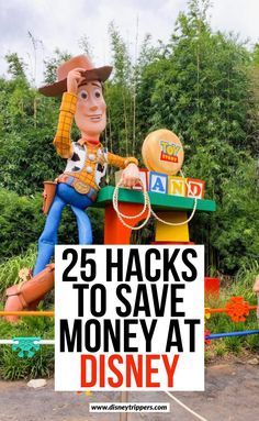 How To Save Money At Disneyland, Disneyland Money Saving Tips, Saving Money At Disney World, Disney World Savings Plan, How To Save Money At Disney World, Vacation Money Saving Ideas, How To Do Disney World Cheap, Disneyland Travel Tips, Disney Travel Hacks