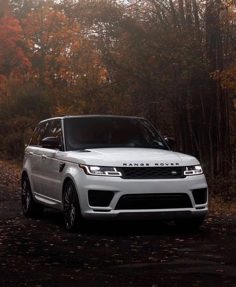 White Range Rover Aesthetic, Land Rover Discovery 2015, White Range Rover, Range Rover Evoque 2015, Range Rover Lwb, Range Rover Jeep, Range Rover White, Range Rover Svr, Range Rover Black