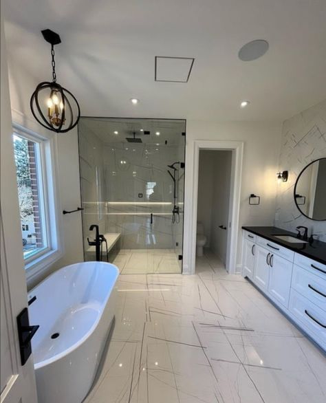 Showers Ideas Master Bath, Bathroom Lighting Ideas, Modern Bathroom Ideas, Dream Life House, Big Bathroom, Right Light, Modern Bathrooms, Room Redesign, Bathroom Design Decor