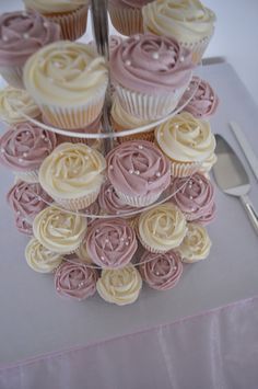 Dusty rose and cream wedding cupcakes by Cupcake Passion (Kate Jewell), via Flickr Bridal Shower Cupcakes, Torte Cupcake, Lilac Wedding, Wedding Cakes With Cupcakes, Cream Wedding, Shower Cupcakes, Pink Bridal, Wedding Cupcakes, Wedding Desserts