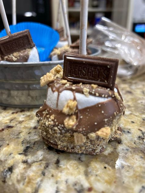 Vegas Appetizers, Individually Wrapped Desserts, Smores Birthday Party Decorations, S’mores Party Decorations, Smores Party Favors, S’mores Themed Gender Reveal, S’mores Graham Krispie Treats, Chocolate Dipped S’mores, S’mores Marshmallow Treats