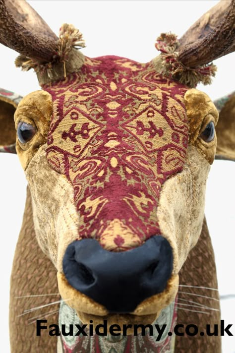 Red Stag Parc Lodge – FAUXIDERMY Faux Taxidermy Diy, Taxidermy Diy, Deer Head Decor, Creative Sculpture, Red Stag, Deer Mounts, Model Sailboat, Fallow Deer, Napoleon Dynamite