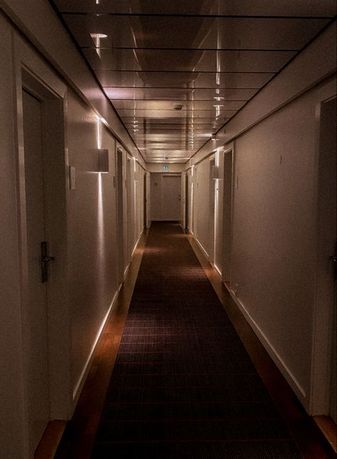 Hotel At Night Aesthetic, Run Down Hotel Aesthetic, Red Hotel Aesthetic, Hotel Room Door Aesthetic, Vintage Hotel Lobby Aesthetic, Hotel Romance Aesthetic, Hotel Room Astethic, Dark Hotel Aesthetic, Night Hotel Aesthetic