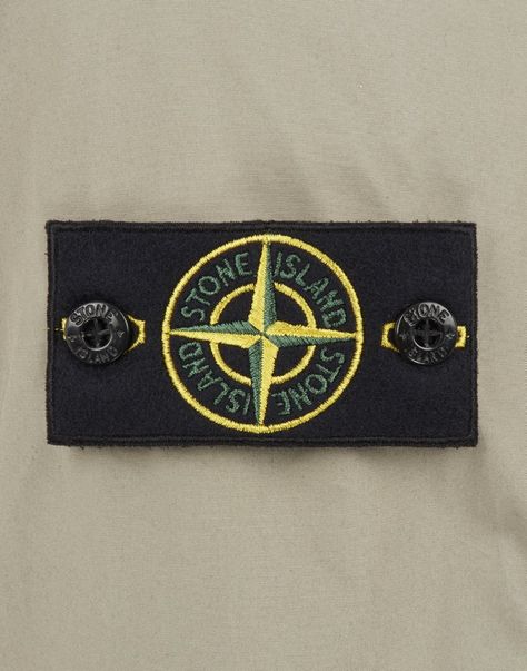 Football Casual Clothing, Benz Wallpaper, Stone Island Badge, Football Casuals, Mma Training, Boys Don't Cry, Garment Accessories, C P Company, The Badge