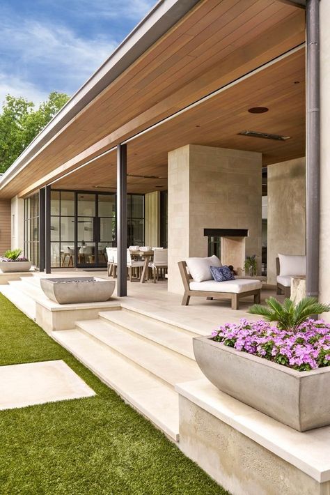 Design Per Patio, Home Designs Exterior, Modern Front Yard, Casa Exterior, Barndominium Ideas, Dream House Exterior, Barndominium, Design Case, Modern Garden