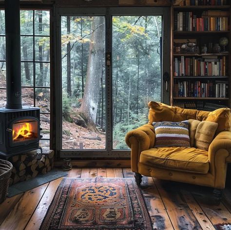 Cozy Armchair Aesthetic, Cozy Living Rooms Cottage, Master Bedrooms Decor Elegant, Medieval Room Aesthetic, Small Cabin Interiors Cozy, Cozy Small House, Elegant Balcony, Koti Diy, Witchy Home