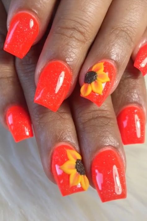 Sunflower Fingernails, Sunflower On Nails, Orange Sunflower Nails, Fall Sunflower Nails, Sunflower Nail Ideas, Tiffany Blue Nails, Sunflower Nail, Sunflower Nail Art, Cute Summer Nail Designs