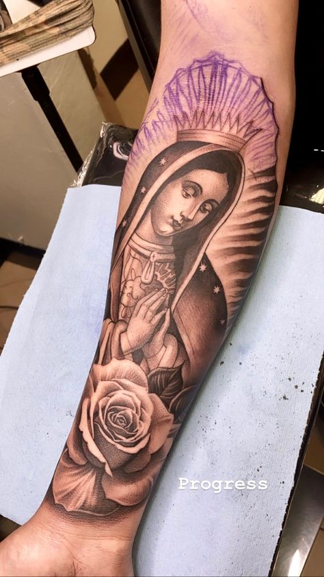 Virgin Mary Sleeve Tattoos Men, Our Lady Of Guadalupe Tattoo Sleeve, Virgin Mary With Roses Tattoo, Rose Mary Tattoo, Virgin Mary Arm Tattoo, Virgin Guadalupe Tattoo, Virgin Mary Back Tattoo Women, Latin Artwork, La Virgen Tattoo