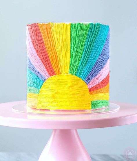 Rainbow Buttercream, Sunshine Cookies, Sun Cake, Sunshine Cake, Wilton Cake Decorating, Buttercream Cupcakes, Icing Tips, Wilton Cakes, Rainbow Cake