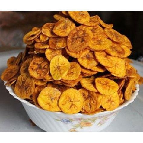 Nigeria Snacks, How To Make Plantains, Masala Chips, Fried Plantain, Native Foods, Plantain Chips, Plantains Fried, Banana Chips, Baked Chips