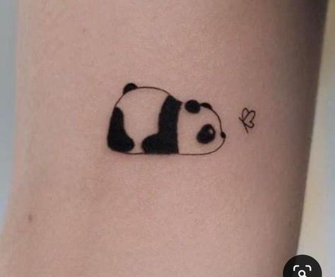 Panda Tatoos Cute, Panda Butterfly Tattoo, Panda Mendhi Design, Panda Outline Tattoo, Derpy Tattoos, Simple Panda Tattoo, We Bare Bears Tattoo, Tattoo Paw Print, Panda Tattoo Design