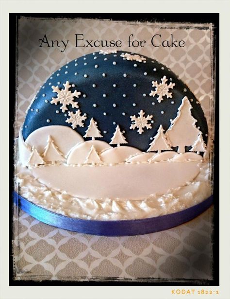 This is the other half to the cake I posted. Another snow globe effect. This time it is a dark starry night scene. Xmas Cake Decorating, Dark Starry Night, Holiday Cake Decorating, Christmas Cake Decorating, Globe Cake, Half Cake, Decor Tort, Half Christmas, Winter Torte