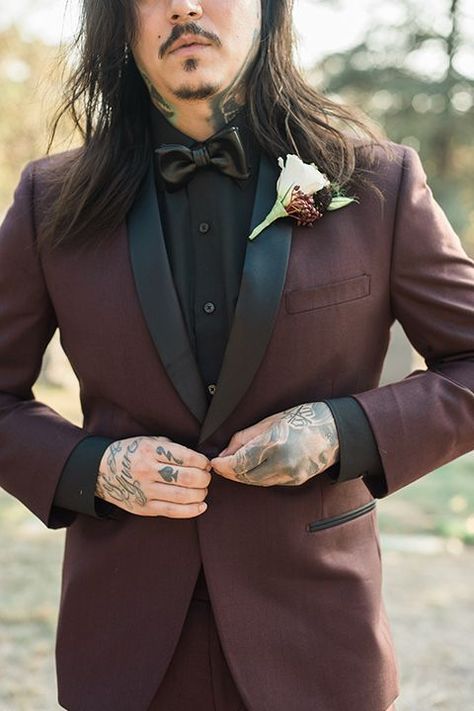 a burgundy groom's tuxedo with a black bow tie plus a refreshing white boutonniere Burgundy And Black Wedding, Black Wedding Ideas, Maroon Tuxedo, White Tuxedo Wedding, Dark Wedding Theme, White Boutonniere, Wedding Tux, Burgundy Tuxedo, Maroon Wedding