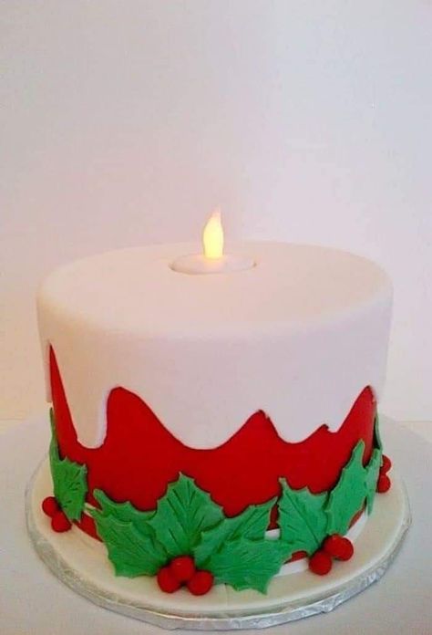 Homemade Christmas Cake, Christmas Dessert Table, Christmas Themed Cake, Fondant Cake Designs, Red Candle, Christmas Cake Designs, Christmas Cake Decorations, Xmas Cake, Winter Cake