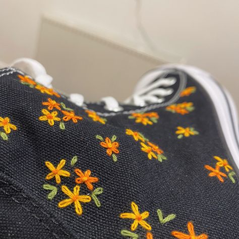 Custom Trainers, Converse Embroidery, Classic Converse, Embroidered Converse, Clothes Embroidery Diy, Custom Converse, Embroidery Shoes, Embroidered Shoes, Embroidery On Clothes