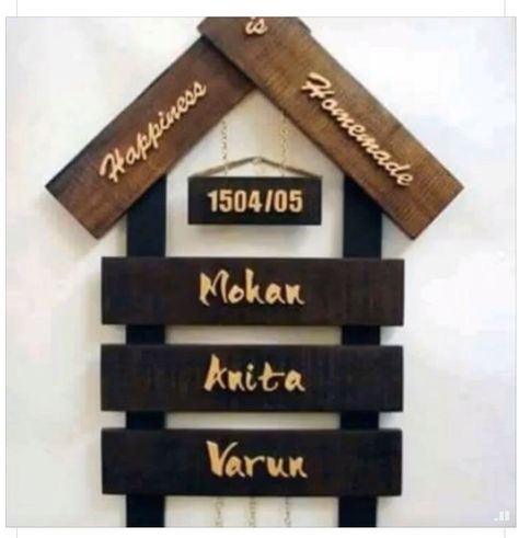 Wooden Nameplate, Ideas Terraza, Wooden Name Plates, Door Name Plates, Door House, Name Plates For Home, Name Plate Design, Plate Ideas, Plate Designs