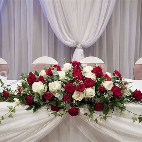 Bridal Table Flowers, Roses Arrangements, Red Roses Centerpieces, Top Table Flowers, Head Table Wedding Decorations, Wedding Top Table, Red And White Weddings, Table Flower Arrangements, Red Wedding Theme