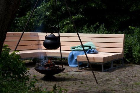 Producten Archief | Meubelmakerij | Houtkwadraat Pallet Lounge, Gravel Patio, Flagstone Patio, Patio Fire Pit, Front Patio, Fire Pit Patio, Wood Furniture Diy, Garden Seating, Wood Square