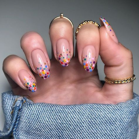 Polka Dot Nail Designs, Dot Nail Designs, Dot Nail Art, Colorful Nail, Polka Dot Nails, Dots Nails, Art Nails, Minimalist Nails, Chic Nails