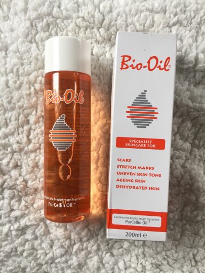 Bio-oil: Original Versus Fake – Just Bella! Bio Oil Skin Care Routine, Bio Oil Uses, Oil Skin Care Routine, Bio Oil Skin, Target Makeup, Homemade Body Care, Oil For Skin, Bio Oil, Beauty Gadgets