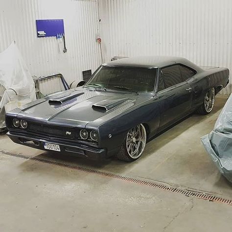 Classic Cars Culture™ (@classics_culture) • Instagram photos and videos Dodge Coronet Super Bee, Dodge Super Bee, Mid Size Car, Plymouth Gtx, Dodge Coronet, Most Expensive Car, Surf City, Mopar Muscle, Pro Touring