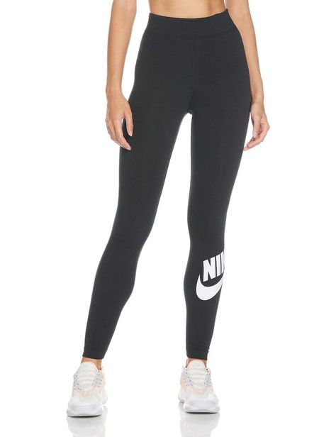 Sportswear Essential Women's High-Waisted Leggings Star Leggings, Sportswear Leggings, Legging Fits, Cute Pants, Legging Sport, Nike Leggings, Womens Leggings, Nike Womens, Sports Leggings