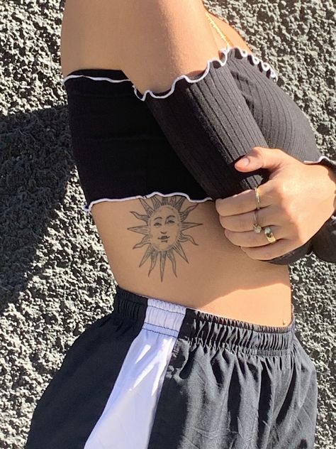 Sun Tattoo Face, Hippie Sun Tattoo, Sun With Face Tattoo, Sun With Face, Sick Tattoos, Hippie Sun, Tattoo Face, Sick Tattoo, Cute Tattoos For Women