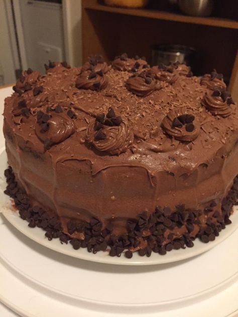 [Homemade] Dark chocolate cake with chocolate mousse filling and cocoa cream cheese frosting for Valentines Day. #food #delicious #eating #photography Homemade Cake Aesthetic, Chocolate Cake Aesthetic, Chocolate Mousse Filling, Eating Photography, Mousse Filling, Homemade Dark Chocolate, Vegan Wedding Cake, Dark Chocolate Cake, Dark Chocolate Mousse