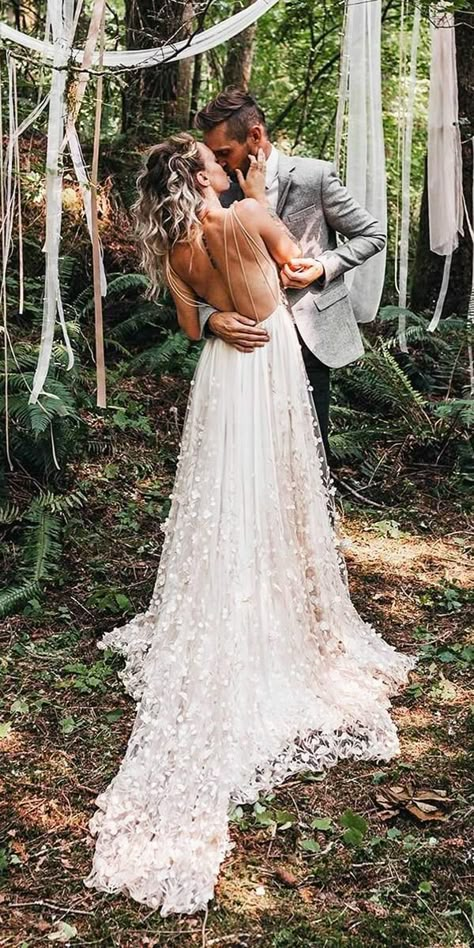 Boho Wedding Dress High Neck, Lace Glam Wedding Dress, Old West Wedding Dress, Wedding Dresses Boho Flowy, Rustic A Line Wedding Dress, Backless Beach Wedding Dress, Wedding Dresses Muscular Women, Beachside Wedding Dress, Wedding Dresses Boho Simple