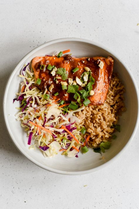 Thai Peanut Salmon Dish | RD-Licious - Registered Dietitian - Columbia, SC Peanut Salmon, Salmon Meal Prep, Nutrition Therapy, Peanut Sauce Recipe, Ayurvedic Diet, Thai Peanut Sauce, Salmon Bowl, Thai Peanut, Spicy Salmon