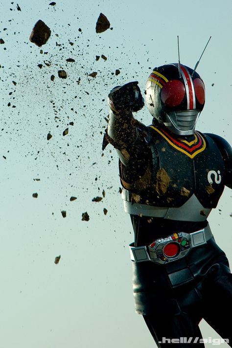 Black Rider Punch by hellsign on DeviantArt Kamen Rider Black, Black Rider, Japanese Wrestling, Raven Cosplay, Robot Cartoon, Japanese Superheroes, Fun Photoshoot, Kamen Rider Series, Superhero Wallpaper