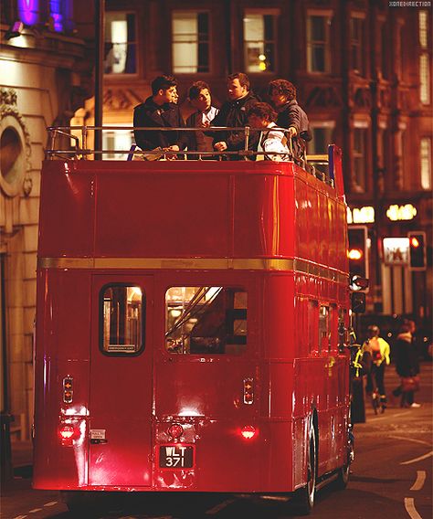 The big red bus Big Red Bus, Red Bus, Best Song Ever, One Direction Videos, The Fairy, Best Songs, The Boys, One Direction, Fairy Tale