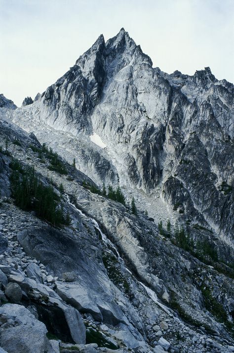 Top Of A Mountain, The Mountains Are Calling, Amazing Nature, Land Scape, Beautiful World, Beautiful Landscapes, The Great Outdoors, The Mountain, Wonders Of The World