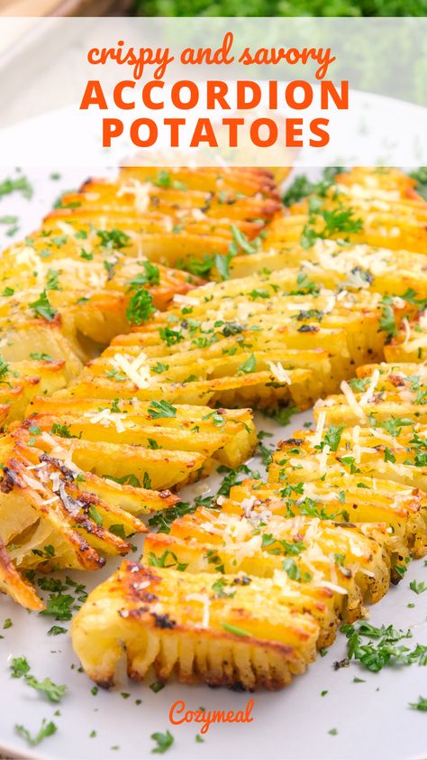 Crispy Accordion Potatoes, Accordion Potatoes Air Fryer, Accordion Potatoes Recipes, Accordian Potatoes Baked, Potato Accordion, Ways To Make Potatoes, Accordion Potatoes, Accordion Potato, Decorative Food