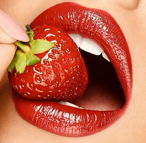 Lip Artwork, Fruit Shoot, Beautiful Teeth, Lip Wallpaper, Fruits Photos, Makeup 101, Sweet Lips, Vegetable Prints, Natural Selection