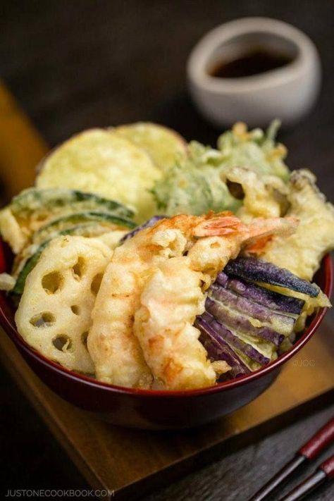 Ten Don Recipe 天丼 • Just One Cookbook Tempura Donburi, Donburi Recipe, Tempura Recipe, Just One Cookbook, Japanese Desserts, Food For Special Event, Easy Japanese Recipes, Shrimp And Vegetables, Japanese Recipe