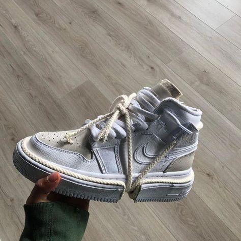 Val Kristopher, Dr Shoes, Fresh Shoes, Hype Shoes, Shoe Inspo, Aesthetic Shoes, Swag Shoes, Vans High Top Sneaker, Dream Shoes