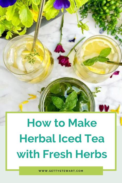 I love using fresh herbs to make light and refreshing herbal iced tea. And on the blog today I'm going to teach you to make herbal iced tea with fresh garden herbs Herbal Iced Tea Recipes, Cold Tea Recipes, Herbal Iced Tea, Herbal Tea Recipes Homemade, Iced Herbal Tea, Patio Drinks, Herbal Tea Garden, Rosemary Tea, Making Iced Tea