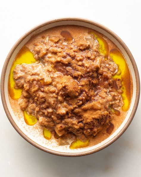 Molten Date and Olive Oil Oats - Justine Doiron Best Oats Recipe, Justine Doiron, Chickpea Fries, Toasted Oats, Soft Foods, Taste Made, Healthy Oatmeal, Brunch Ideas, Oats Recipes