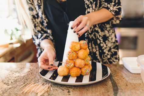 Diy Donut Hole Bee Hive, Donut Hole Tower Diy, Donut Hole Beehive, Donut Holes Display, Donut Hole Tower, Floor Is Lava Birthday Party, Lava Birthday Party, Easy Donut Holes, Snacks For Preschool