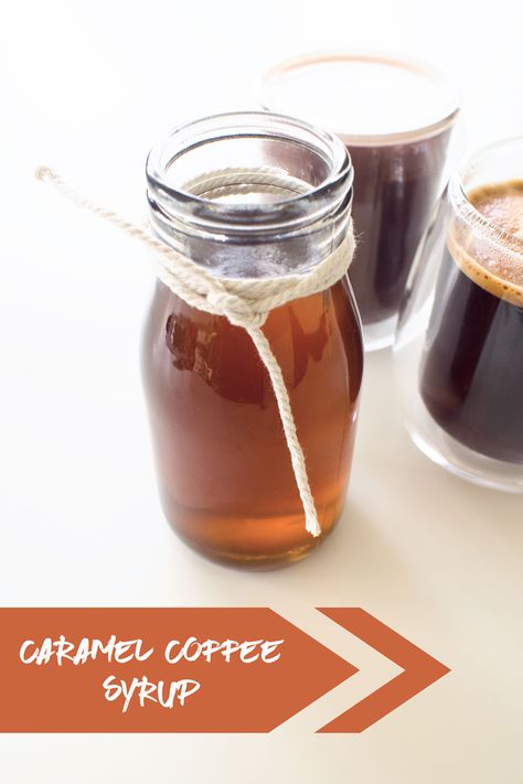 This caramel coffee syrup recipe is easy, economical and cuts out a load of chemicals - oh and of course its delicious! Torani Caramel, Coffee Syrup Recipe, Caramel Syrup Recipe, Recipe With Caramel, Caramel Coffee Syrup, Homemade Coffee Syrup, Diy Caramel, Coffee Caramel, Simple Syrup Recipes