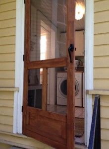 Screen Door Ideas, Vintage Screen Doors, Old Screen Doors, Wood Screen Door, Wooden Screen Door, Diy Screen Door, Craftsman Cottage, Porch Doors, Wood Screens