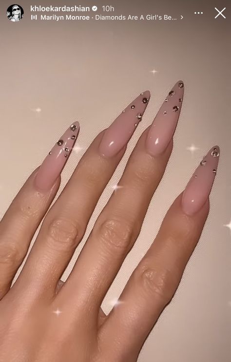 Acrylic Nails Stiletto, Long Almond Nails, Edge Nails, Nails Nude, Edgy Nails, French Acrylic Nails, Classy Acrylic Nails, Almond Nails Designs, Nail Sets