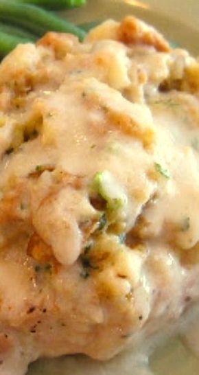 Stuffing-Topped Pork Chops. Pork chops are such a great comfort food, and this recipe is so easy to make! Pork Chops And Rice, Pork Chop Recipes Crockpot, Pork Chop Recipes Baked, Chop Recipes, Pork Dinner, Boneless Pork Chops, Baked Pork Chops, Baked Pork, Easy Pork