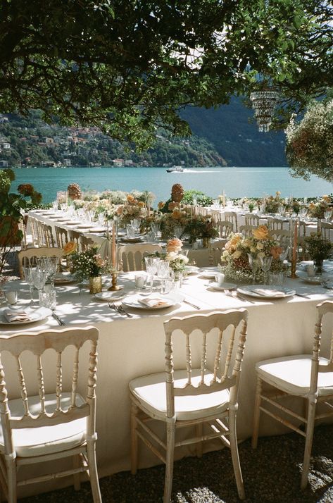 Wedding Ideas European, Indoor Beach Wedding Reception, Wedding Courses Food, Beautiful Wedding Destinations, Beach Chapel Wedding, French Beach Wedding, Wedding Villa Italy, Beach Wedding Italy, Beachy Wedding Venues