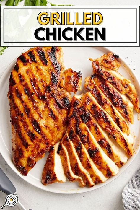 overhead photo of two grilled chicken breasts on a white plate, one whole and one sliced with recipe title block at the top. Blackstone Chicken, Brined Chicken, Savory Spice, Grilled Chicken Breast, Chicken Grilled, Easy Chicken Breast, Budget Bytes, Grill Time, Budget Recipes