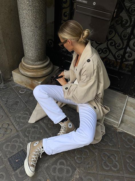 Beige Converse Outfit, Converse Outfit Spring, Converse Chuck Taylor Outfit, High Top Outfit, Chucks Outfit, All Star Outfit, Beige Converse, Looks Com All Star, High Tops Outfit